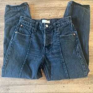 Levi Altered Straight Crop Jean